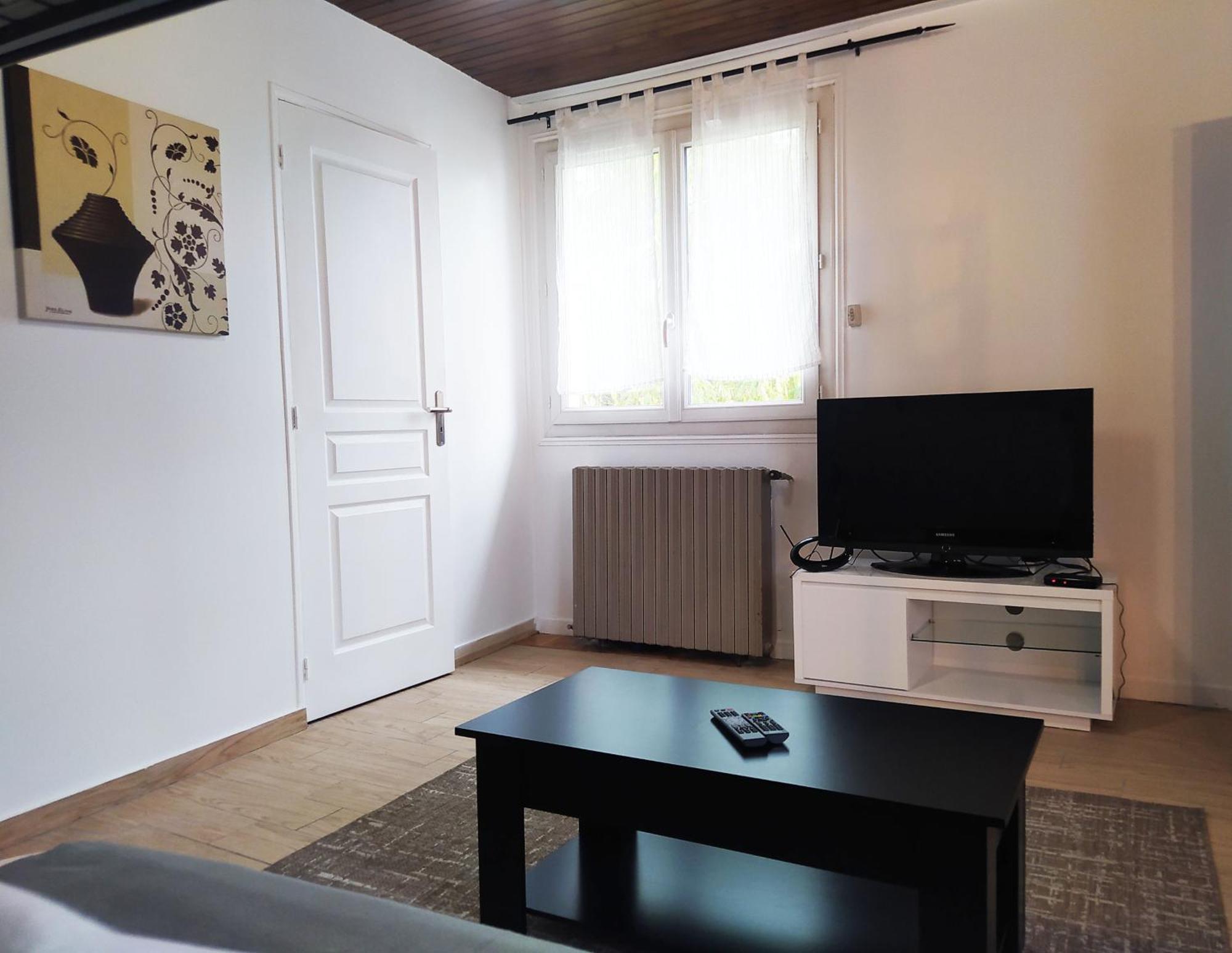 Charmant Studio Au Calme Proche Rer Stade De France Paris Stains Eksteriør bilde